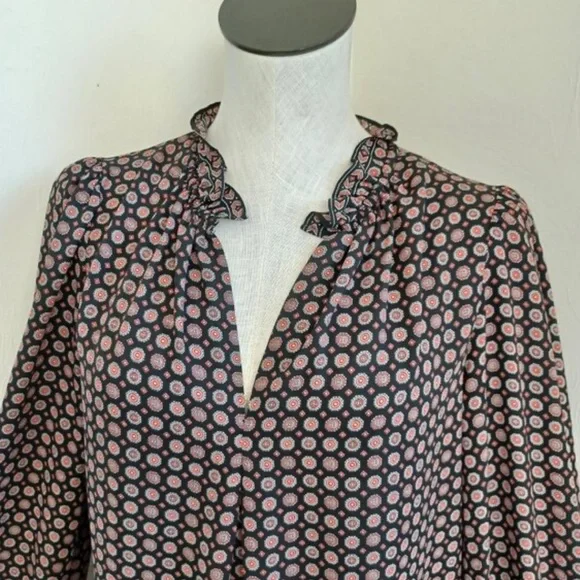 Max Studio Black Print Long Sleeve V Neck Popover Top - Picture 3 of 6